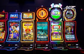 Dragon Tiger live dealer table interface with card display